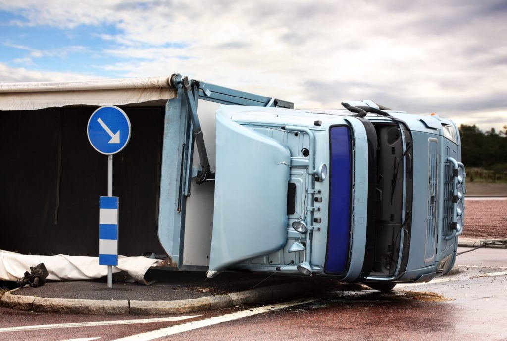 semi truck rollover accident